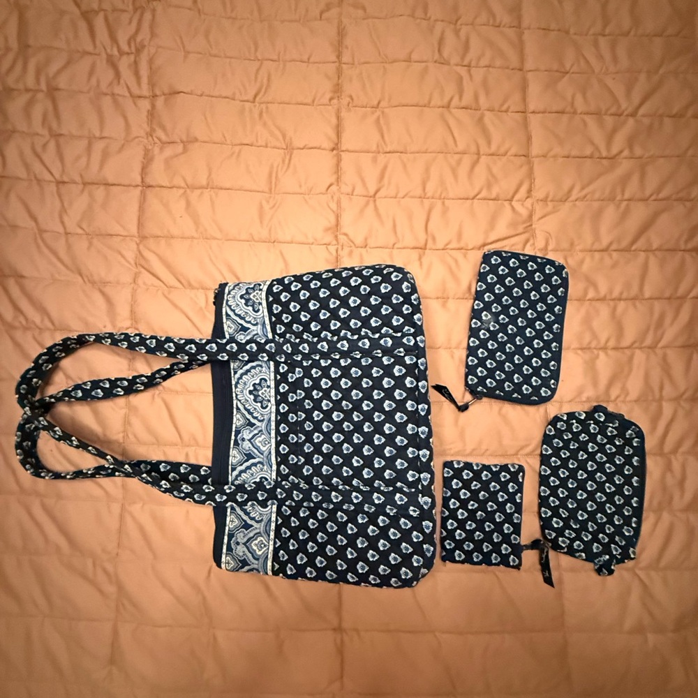 Vera Bradley tote bag and wallet